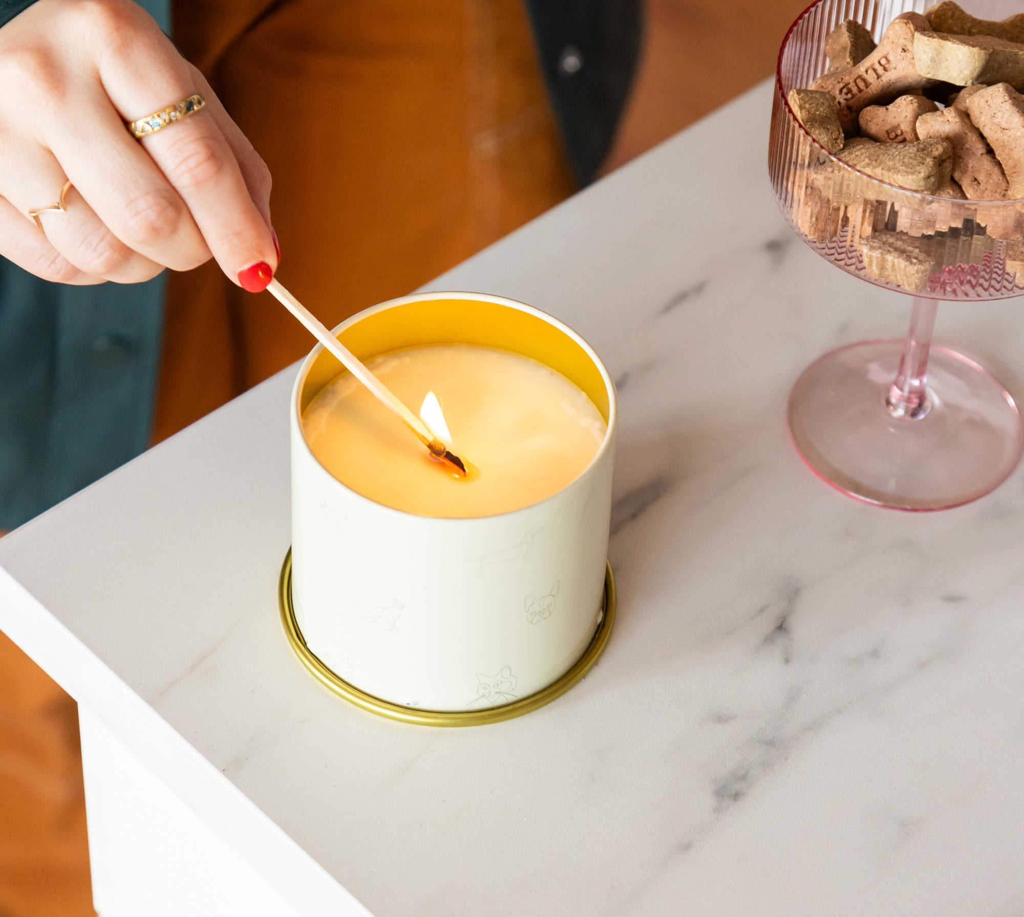 Unleash the Magic: A Wooden Wick Candle Lighting Guide